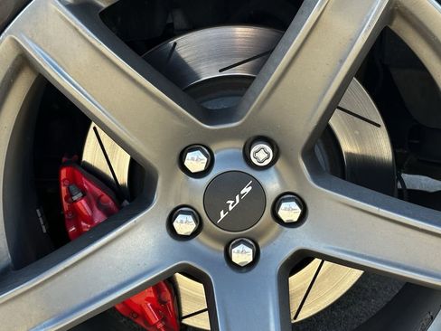 Used 2018 Dodge Challenger SRT Hellcat image 12