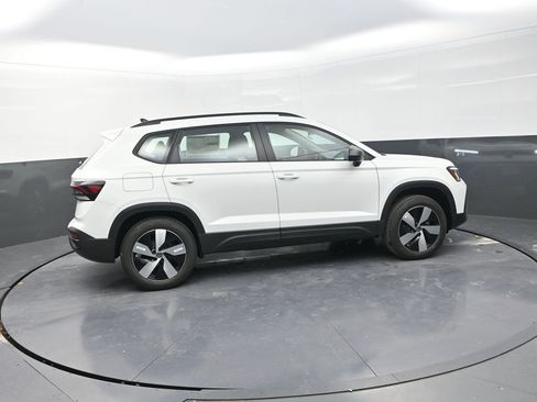 New 2026 Volkswagen Taos S image 9