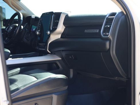 Used 2022 RAM 2500 Laramie image 22