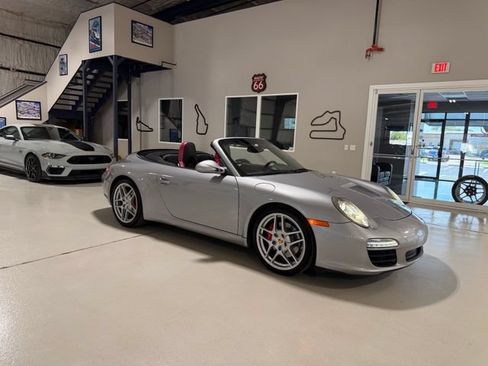 Used 2010 Porsche 911 Carrera S RWD image 79