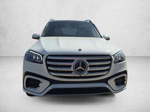 New 2026 Mercedes-Benz GLS 580 4MATIC image 6