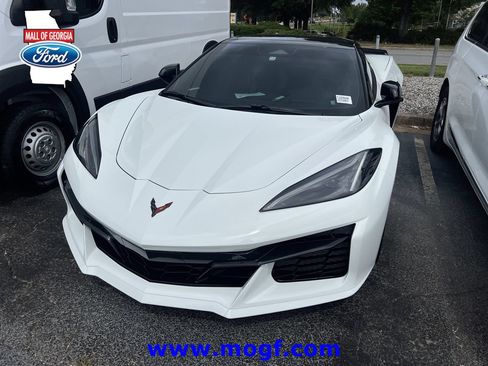 Used 2025 Chevrolet Corvette Z06 RWD image 1
