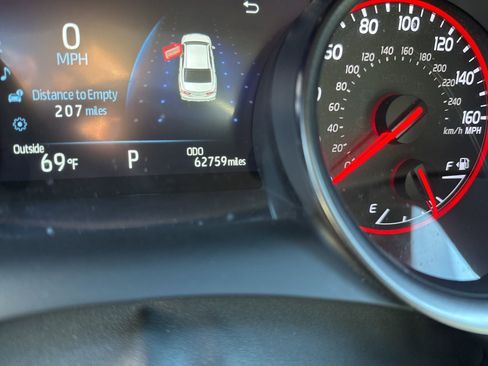 Used 2023 Toyota Camry XSE image 18