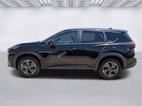 Used 2025 Nissan Rogue SV FWD image 8