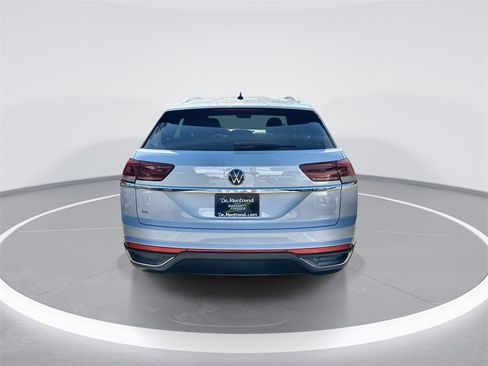 Used 2022 Volkswagen Atlas Cross Sport SE image 7