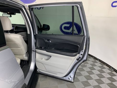 Used 2016 Honda Pilot Elite image 35