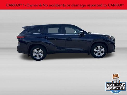 Used 2023 Toyota Highlander L FWD image 3