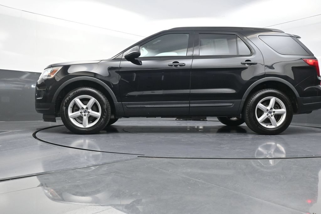 Used 2018 Ford Explorer 4WD w/ Class II Trailer Tow Package image 24
