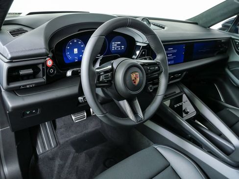 New 2026 Porsche Macan GTS Electric AWD/4WD image 4