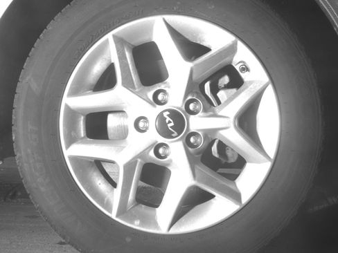 Used 2025 Kia Soul LX w/ LX Technology Package FWD image 15