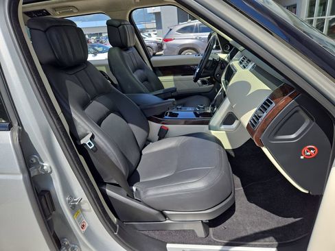 Used 2018 Land Rover Range Rover Supercharged AWD/4WD image 17