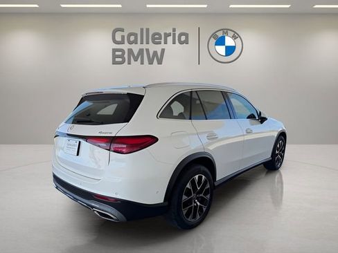 Used 2025 Mercedes-Benz GLC 350e 4MATIC image 8