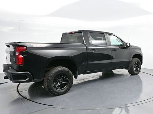 Used 2023 Chevrolet Silverado 1500 LT Trail Boss w/ Protection Package image 7