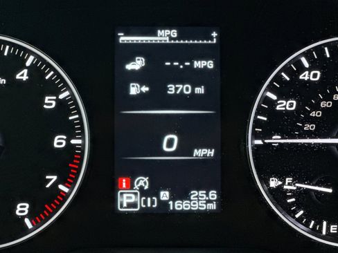 Certified 2024 Subaru Crosstrek 2.0i Premium AWD/4WD image 26