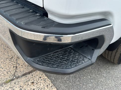 Used 2025 Chevrolet Silverado 2500 LT w/ Convenience Package image 28