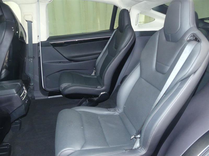 Used 2016 Tesla Model X 75D AWD/4WD image 23
