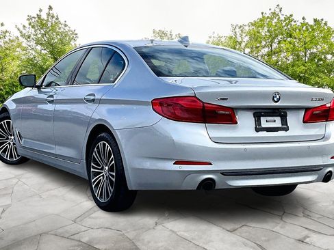 Used 2019 BMW 530i xDrive w/ Convenience Package image 2