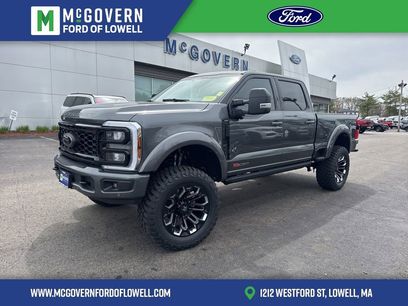 New 2026 Ford F250 Lariat w/ Black Appearance Package