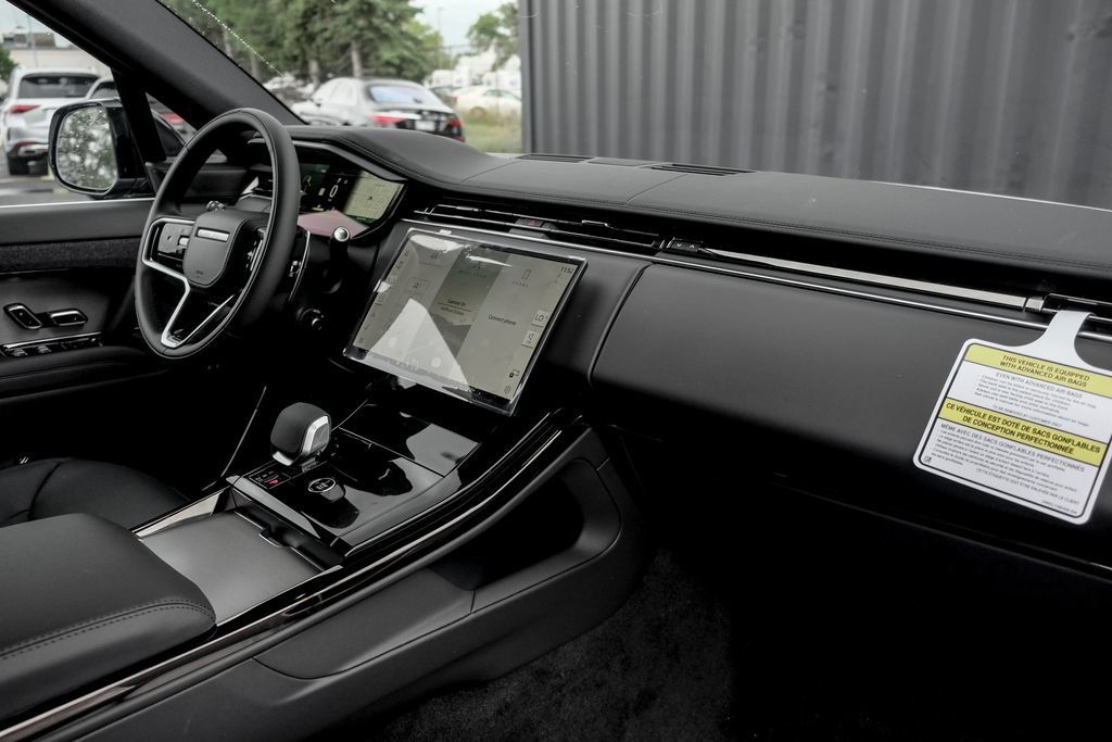 New 2027 Land Rover Range Rover Sport SE AWD/4WD image 22