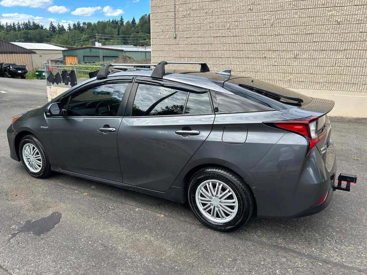 Used 2019 Toyota Prius XLE AWD/4WD image 8