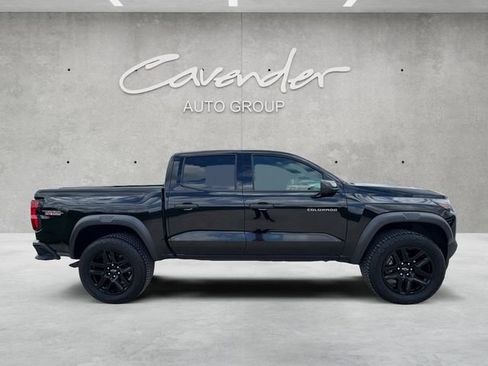 Used 2025 Chevrolet Colorado Trail Boss image 17