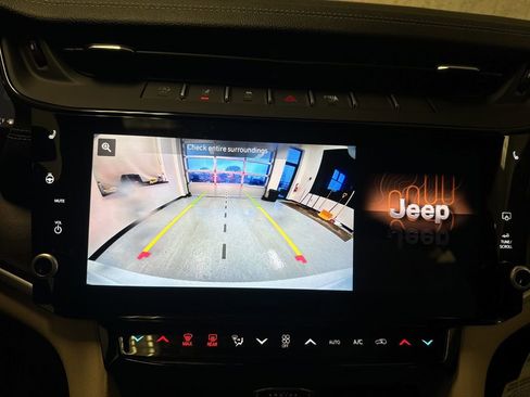 New 2026 Jeep Grand Cherokee Limited AWD/4WD image 29