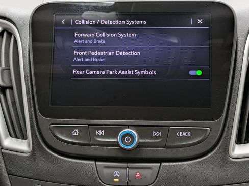 Used 2024 Chevrolet Malibu LT FWD image 7