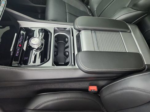 New 2026 Jeep Grand Wagoneer L Limited AWD/4WD image 30
