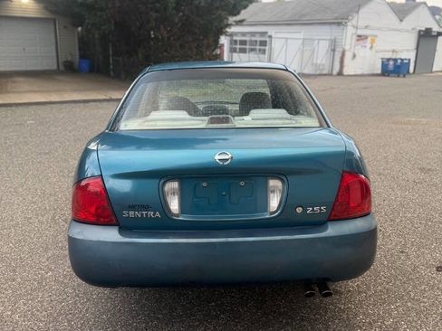 Used 2004 Nissan Sentra S w/ Sunroof Pkg FWD image 5