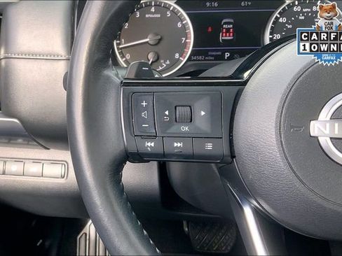 Used 2023 Nissan Pathfinder SL w/ SL Premium Package image 18