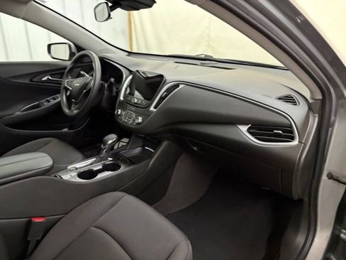 Used 2023 Chevrolet Malibu LT FWD image 21