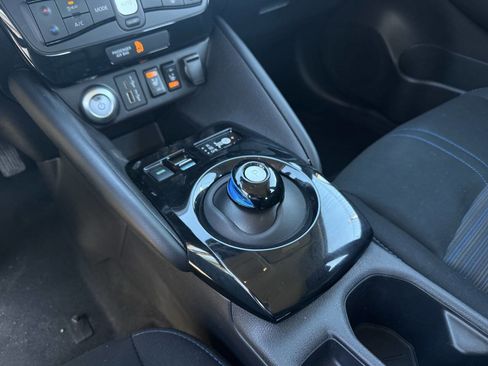 Used 2024 Nissan Leaf SV Plus image 24