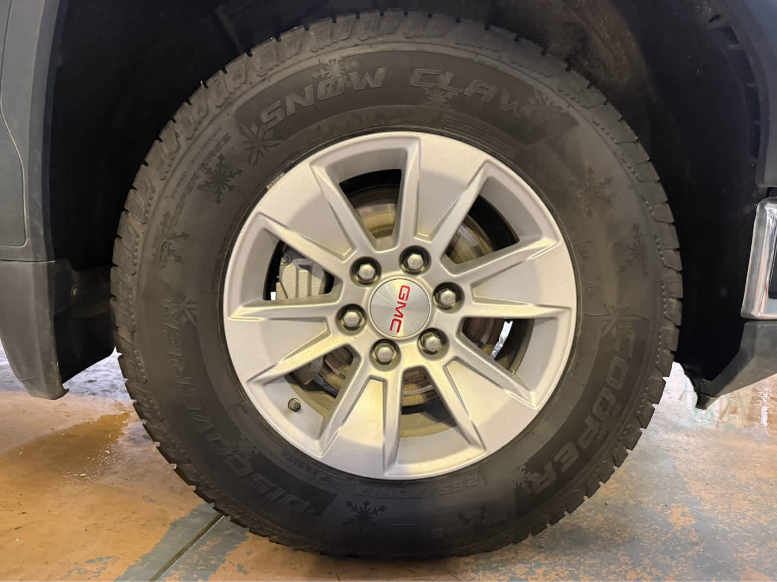 Used 2024 GMC Sierra 1500 SLE AWD/4WD image 8