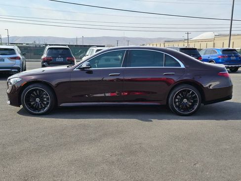 Certified 2022 Mercedes-Benz S 580 4MATIC Sedan w/ AMG Line Package image 2