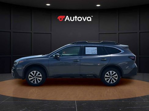 Used 2022 Subaru Outback Premium AWD/4WD image 2