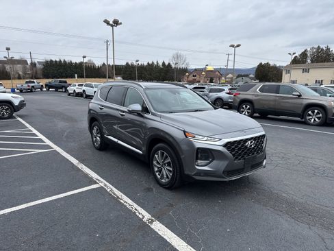 Used 2020 Hyundai Santa Fe SEL w/ Convenience + Premium Package image 8