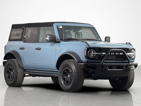 Used 2022 Ford Bronco Wildtrak AWD/4WD image 7