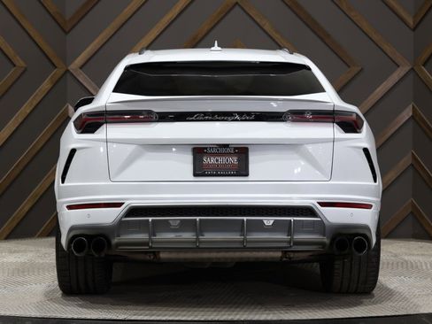 Used 2020 Lamborghini Urus image 14