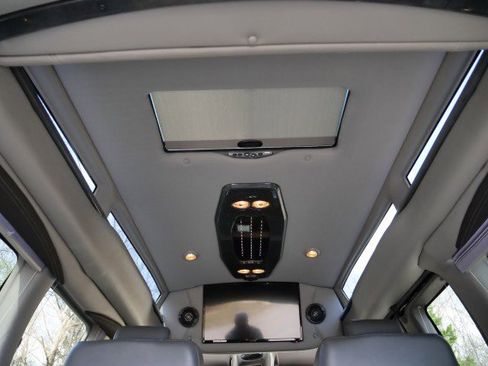 Used 2019 Chevrolet Express 2500 Explorer Conversion Van / Limi w/ Enhanced Convenience Package image 28