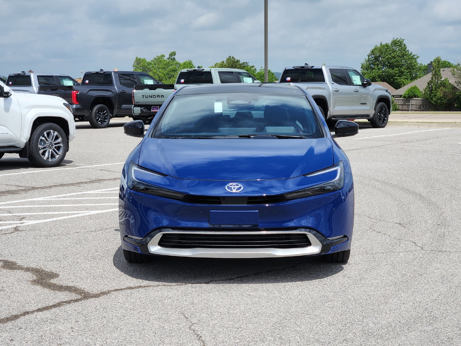 New 2026 Toyota Prius Plug-In Hybrid w/ Limited Premium Package FWD image 6