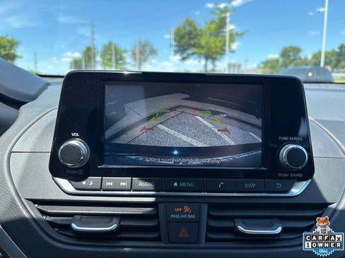 Used 2024 Nissan Altima 2.5 S FWD image 62