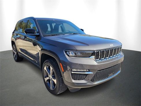 Certified 2025 Jeep Grand Cherokee Limited image 1