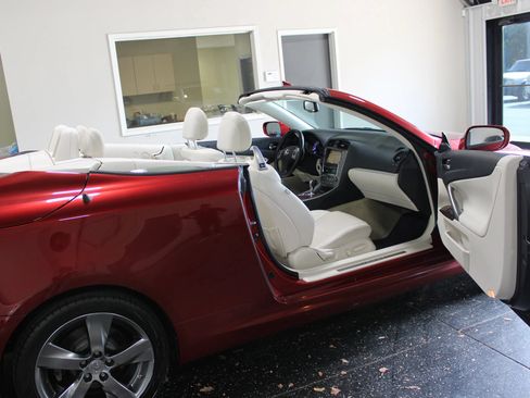 Used 2011 Lexus IS 350C RWD image 44
