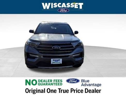 Certified 2022 Ford Explorer XLT w/ Equipment Group 202A image 9