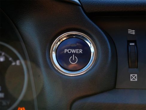 Used 2013 Lexus CT 200h w/ Premium Pkg image 25