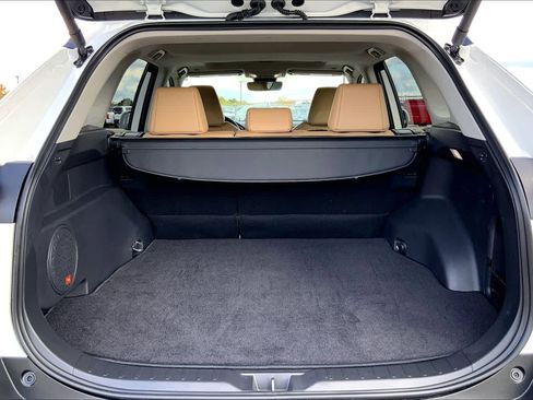 Used 2025 Toyota RAV4 Limited image 33