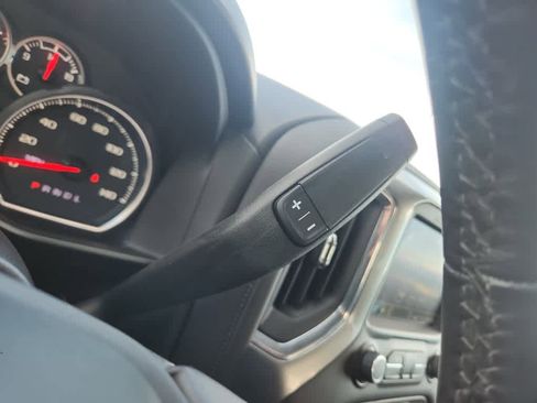 Used 2021 Chevrolet Silverado 1500 LT Trail Boss w/ Bed Protection Package image 32