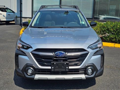Certified 2025 Subaru Outback Limited AWD/4WD image 2