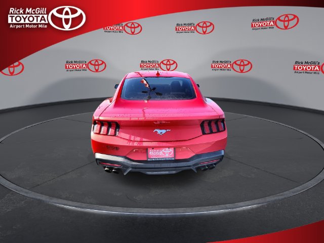 Used 2024 Ford Mustang Coupe RWD image 7