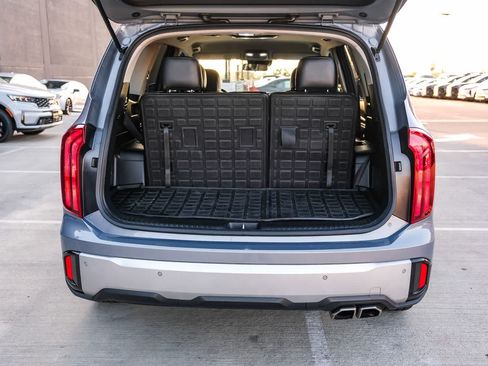 Used 2024 Kia Telluride S FWD image 28